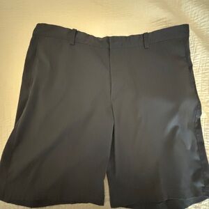 Nike Golf tour Performance Dri- Fit shorts size 40 waist
